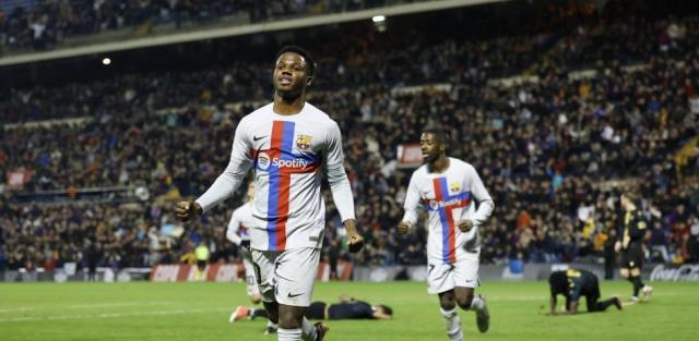 足球直播平台-莱万停赛无缘马竞，巴萨算得太精也没逃过十五